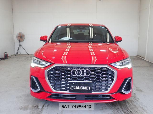Audi Q3 2021-01 8353936-5
