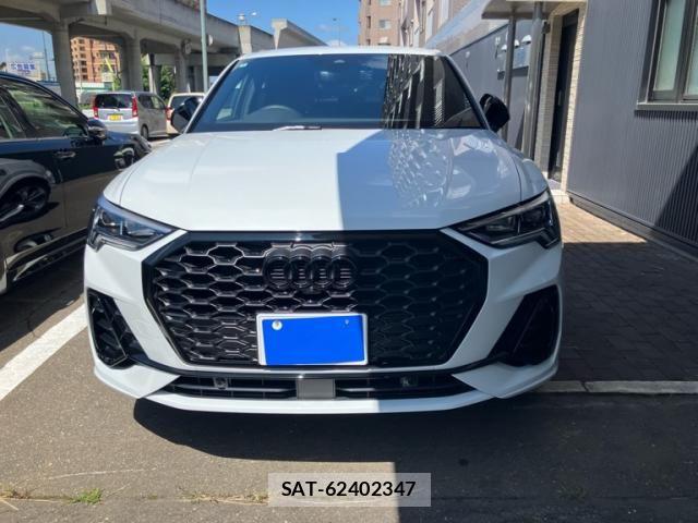 Audi Q3 2024-09 8364829-2