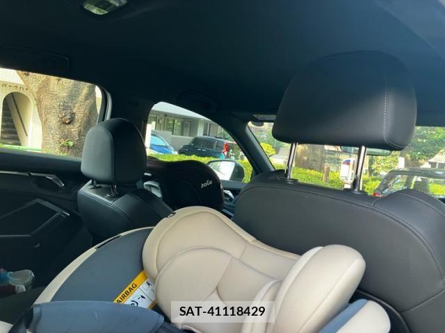 Audi Q3 2022-08 8364831-10