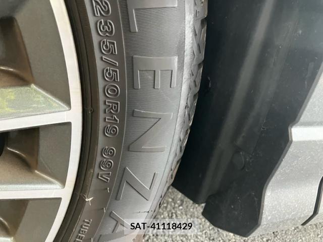 Audi Q3 2022-08 8364831-7
