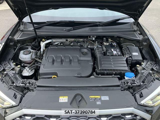 Audi Q3 2023-11 8437947-13