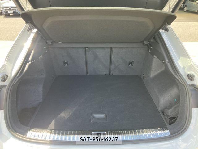 Audi Q3 2024-09 8485050-12
