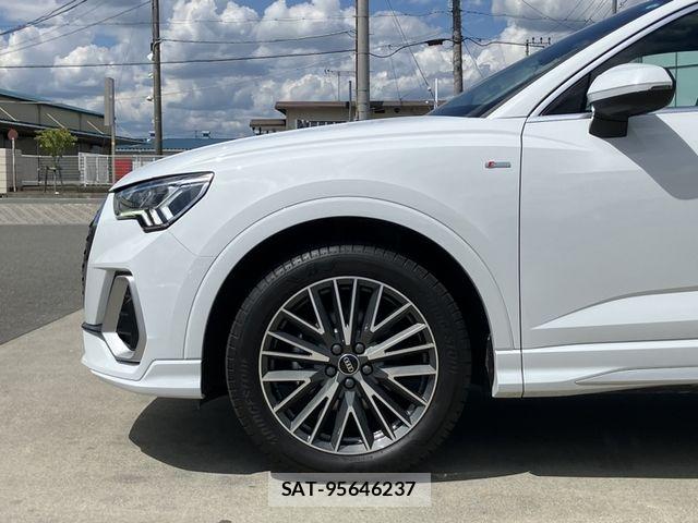 Audi Q3 2024-09 8485050-5