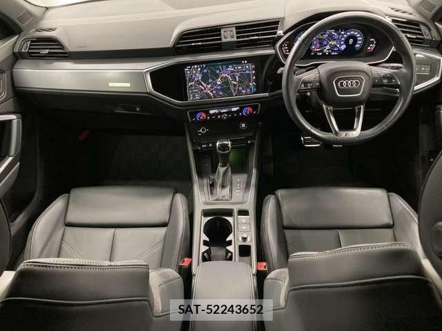 Audi Q3 2021-12 8523631-12