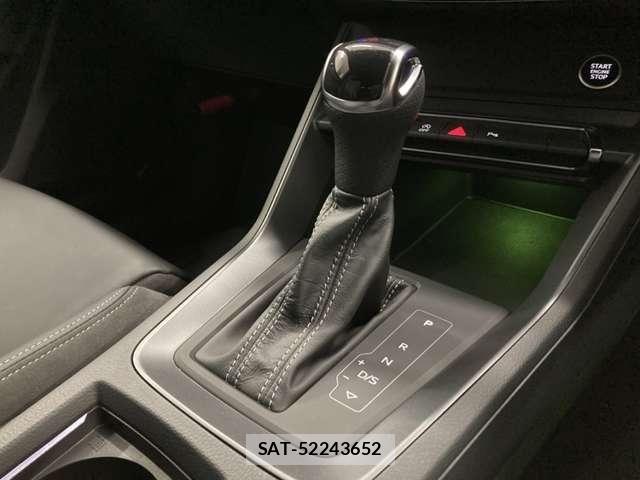 Audi Q3 2021-12 8523631-18