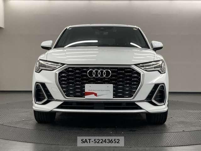 Audi Q3 2021-12 8523631-2