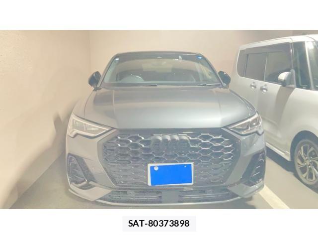 Audi Q3 2023-12 8658078-0