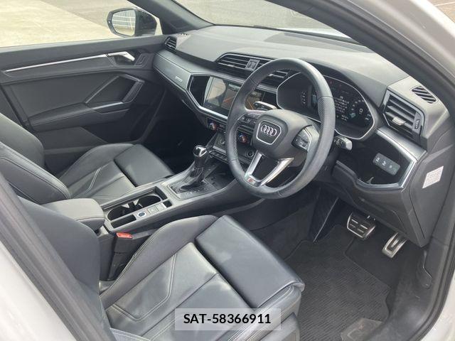 Audi Q3 2024-08 8658081-1