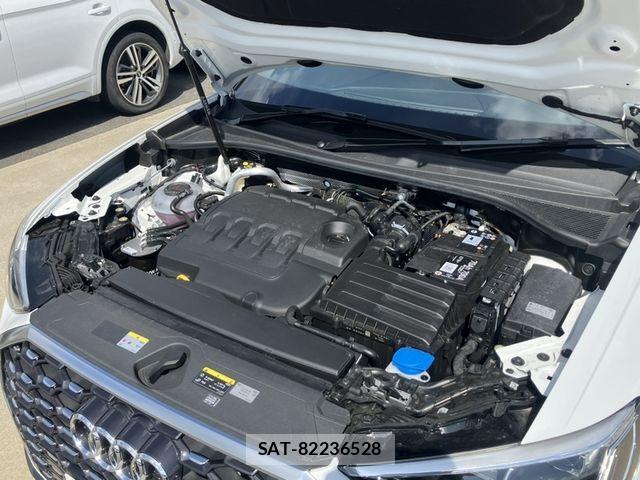 Audi Q3 2023-10 8658079-13