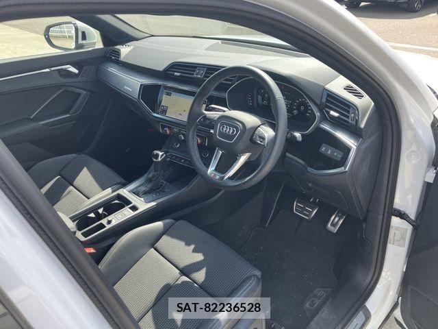 Audi Q3 2023-10 8658079-1