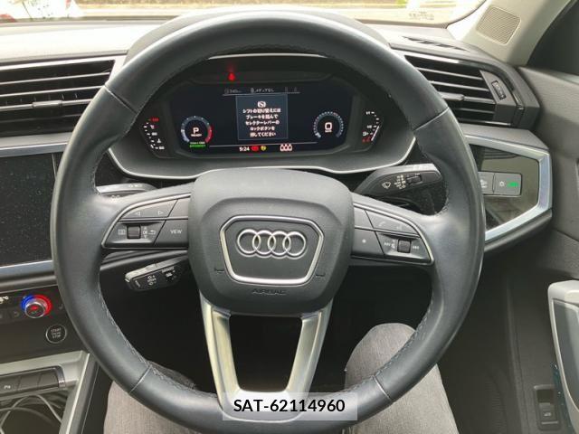 Audi Q3 2021-10 8740630-17