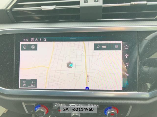 Audi Q3 2021-10 8740630-19