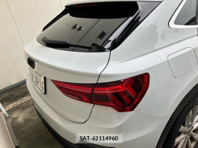 Audi Q3 2021-10 8740630-2