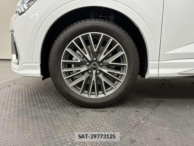 Audi Q3 2021-05 8740627-10