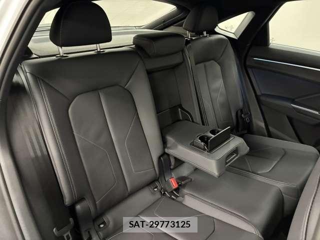 Audi Q3 2021-05 8740627-19