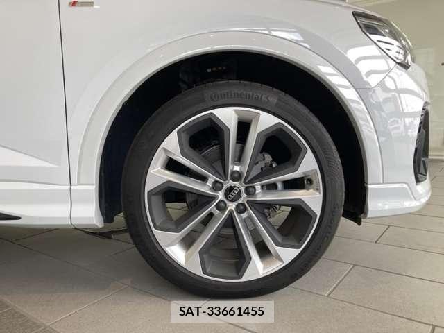 Audi Q3 2024-09 8740624-10