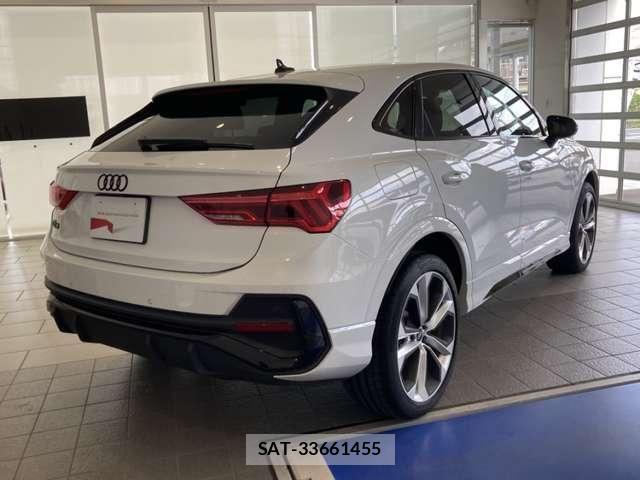 Audi Q3 2024-09 8740624-1
