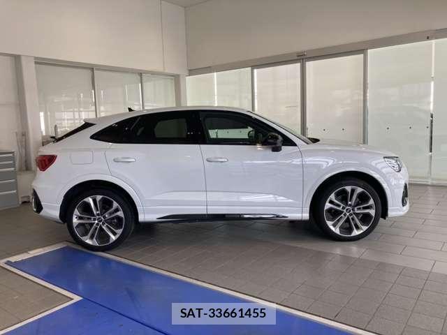 Audi Q3 2024-09 8740624-5