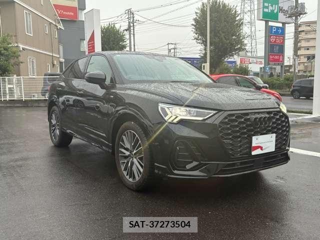 Audi Q3 2023-08 8795310-5