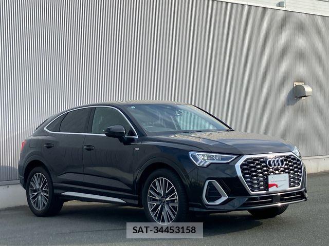 Audi Q3 2021-08 8827914-3