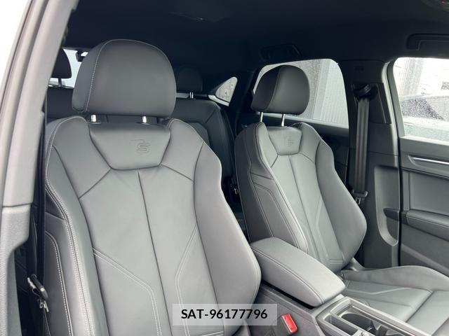 Audi Q3 2025-05 8848279-3