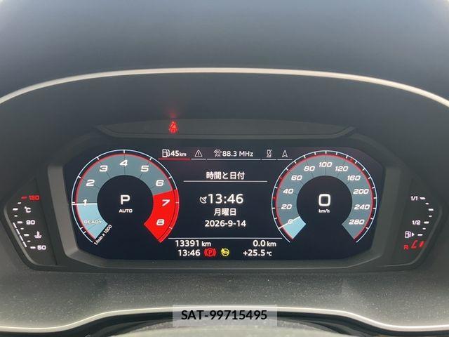 Audi Q3 2023-10 8848278-6