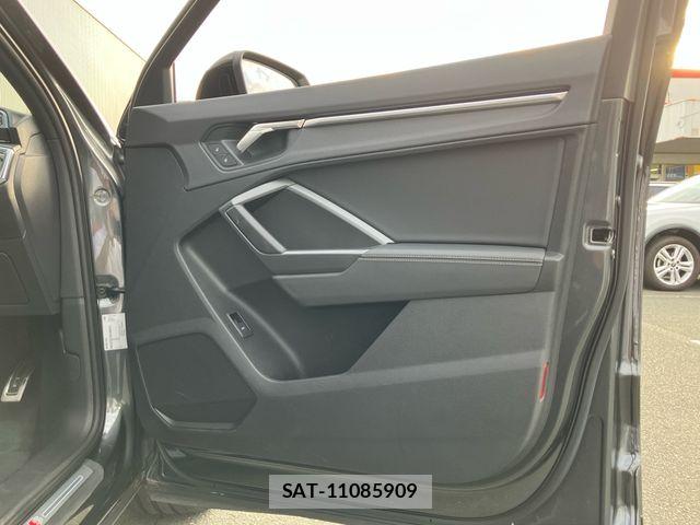 Audi Q3 2024-04 8870453-9
