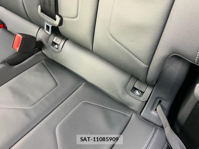 Audi Q3 2024-04 8870453-14