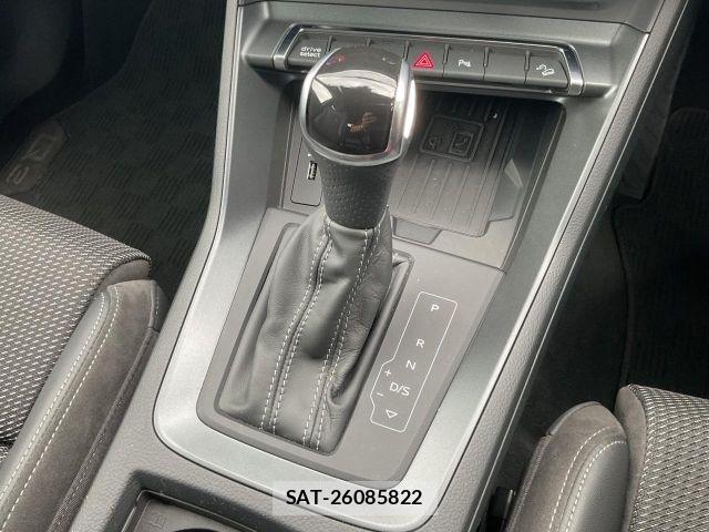 Audi Q3 2021-04 8878751-24