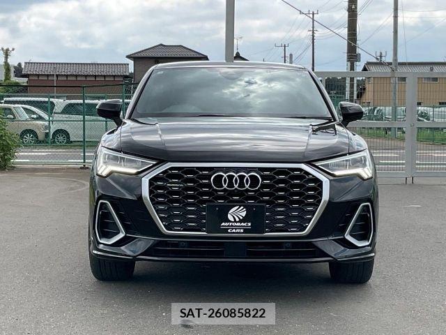 Audi Q3 2021-04 8878751-3