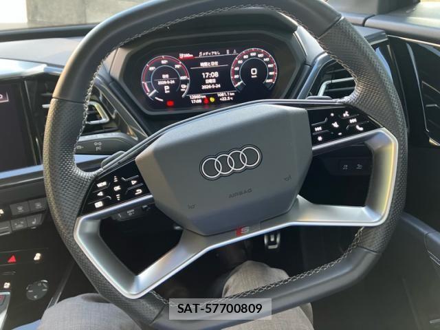 Audi Q4 E-TRON 2022-10 7453018-19