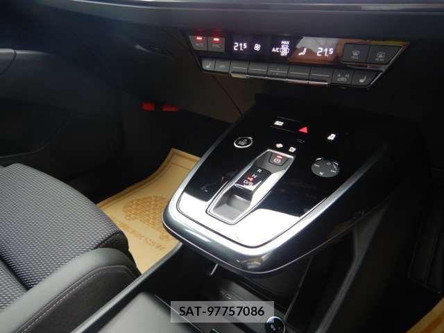 Audi Q4 E-TRON 2024-11 7720983-9