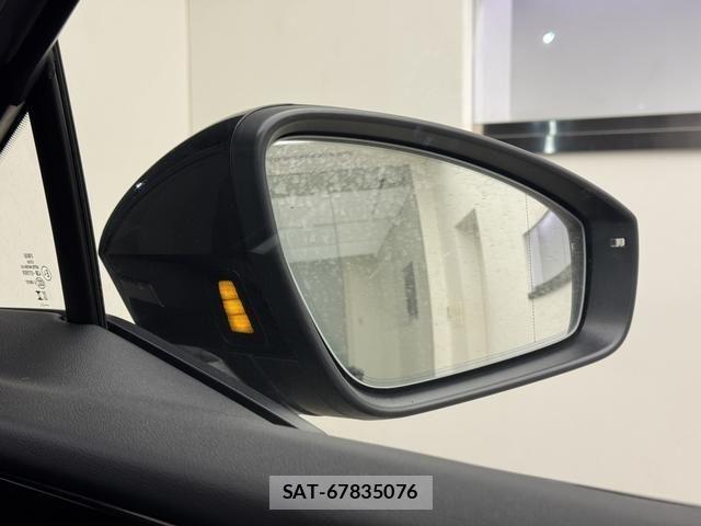Audi Q4 E-TRON 2024-12 8129030-9