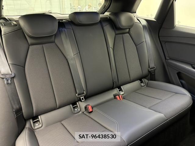 Audi Q4 E-TRON 2024-11 8313157-4