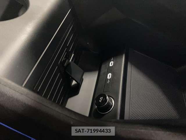 Audi Q4 E-TRON 2023-09 8313158-12