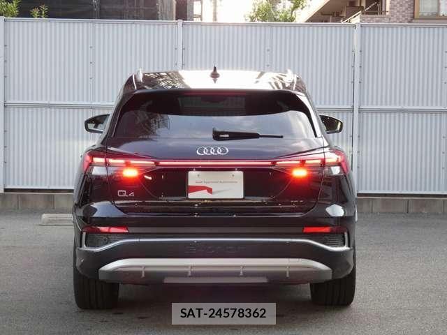 Audi Q4 E-TRON 2023-11 8878753-7
