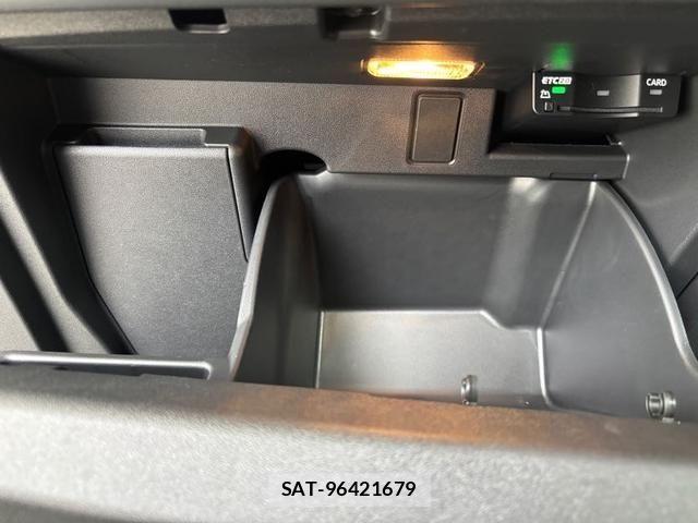 Audi Q4 E-TRON 2024-11 8561206-14