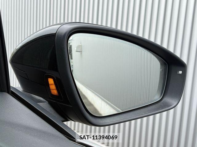 Audi Q4 E-TRON 2023-08 8625869-7