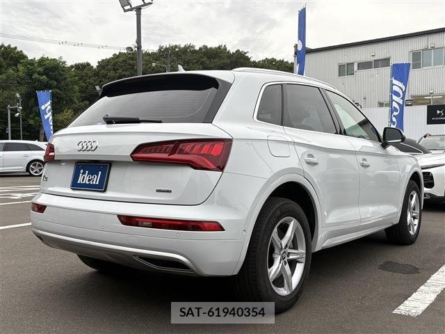 Audi Q5 2020-10 1280653-4