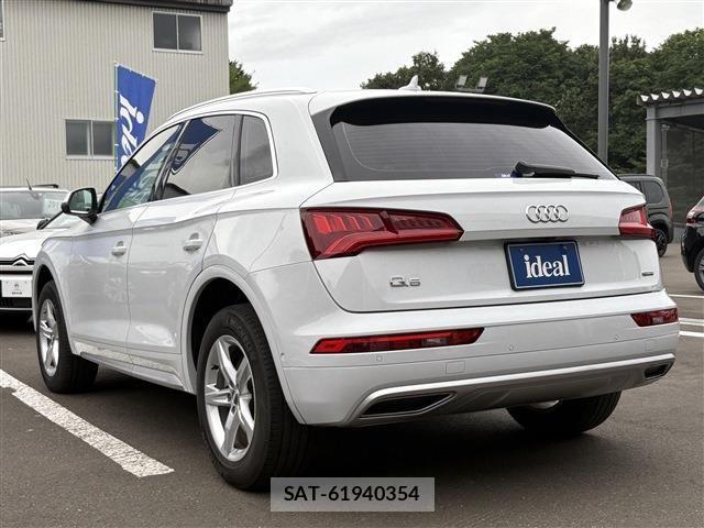 Audi Q5 2020-10 1280653-6