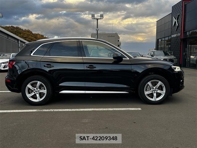 Audi Q5 2020-11 1822596-3