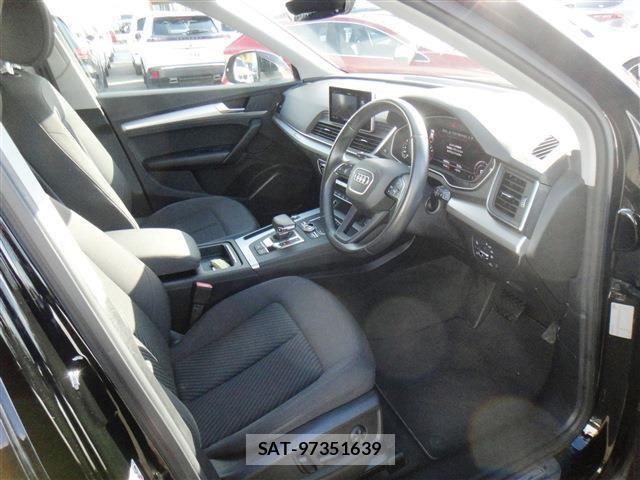 Audi Q5 2018-07 1868626-10