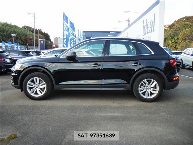 Audi Q5 2018-07 1868626-7