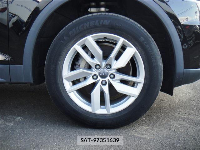 Audi Q5 2018-07 1868626-8