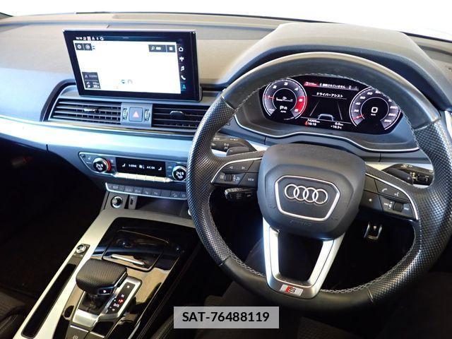 Audi Q5 2021-03 2006398-16