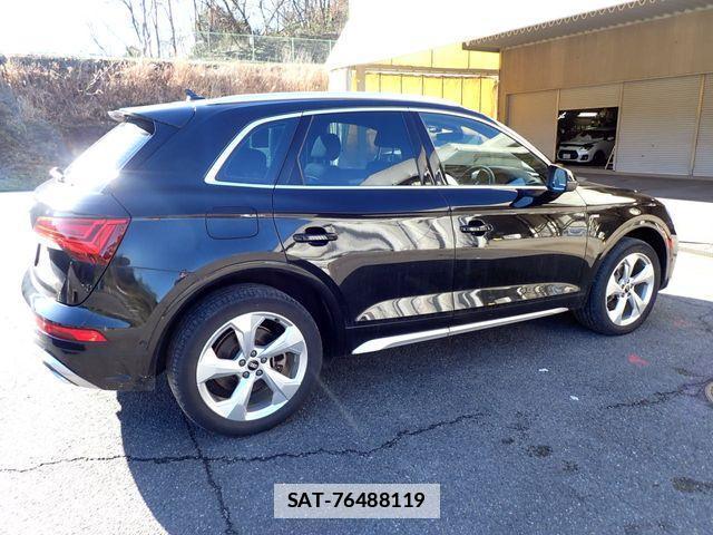 Audi Q5 2021-03 2006398-6