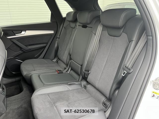 Audi Q5 2023-09 2006401-14