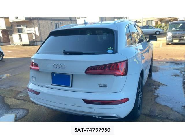 Audi Q5 2018-12 4038624-3