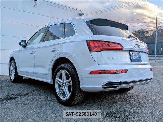 Audi Q5 2020-10 4930128-11