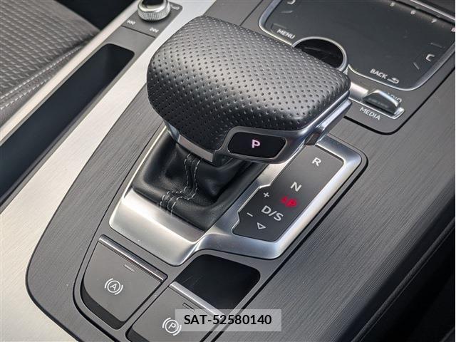 Audi Q5 2020-10 4930128-20